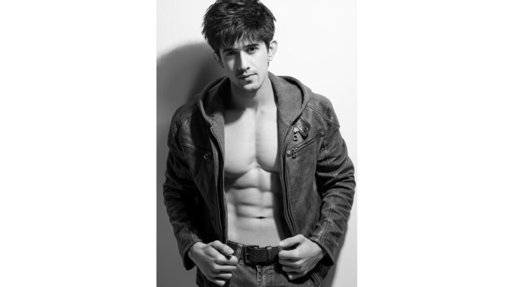 Discover and Hire Freelance Male Models in Delhi NCR for Photoshoots and Films on Breezo.